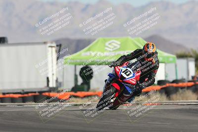 media/Oct-30-2025-Racers Edge (Thu) [[dabbdaf680]]/2-A Group/Session 2 (Turn 16)/